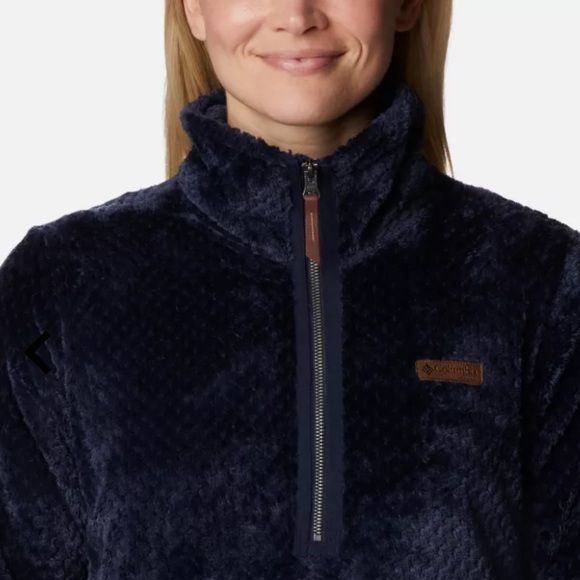 Columbia Woman’s Fire Side Half Zip Sherpa Fleece Pullover in Navy Blue - Picture 2 of 11
